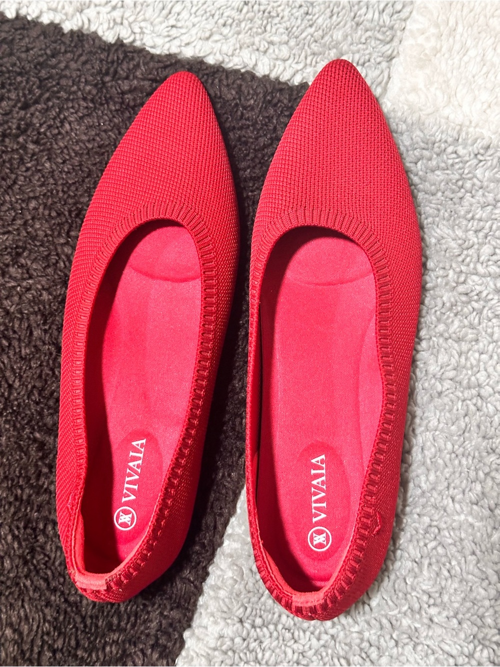 VIVAIA Red Knit Pointed-Toe Flats